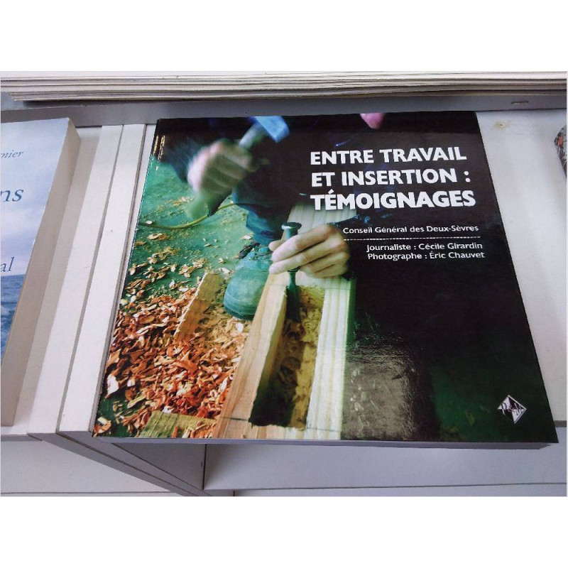 ENTRE TRAVAIL ET