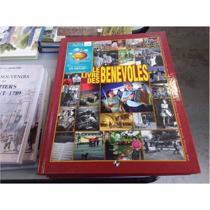 LIVRE DES BENEVOLES
