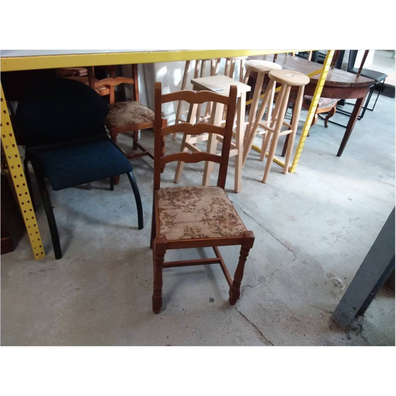 CHAISE