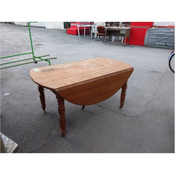 TABLE A VOLETS 