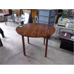 TABLE RONDE