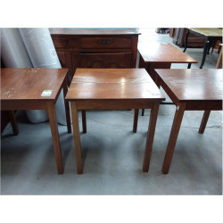TABLE CARRE BISTTO