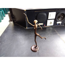 STATUETTE METAL