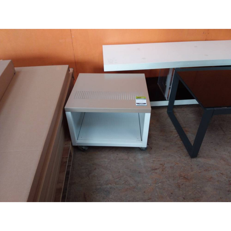 CHEVET METAL