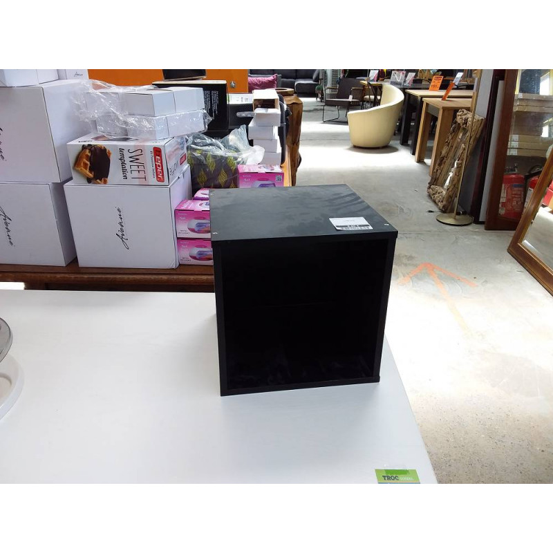 CUBE NOIR