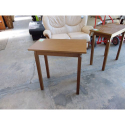 PETITE TABLE 