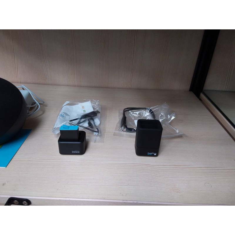 CHARGEUR + BATTERIE GOPRO