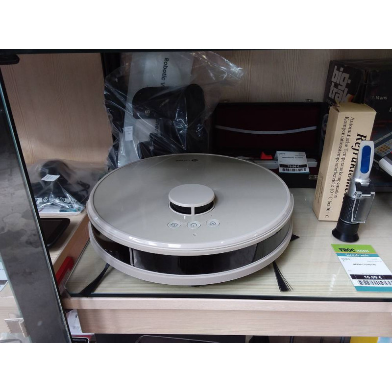ASPIRATEUR LAVEUR ROBOT LEFANT M1