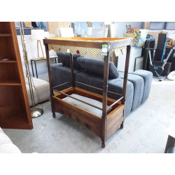 LIT ENFANT ANCIEN À BALDAQUIN