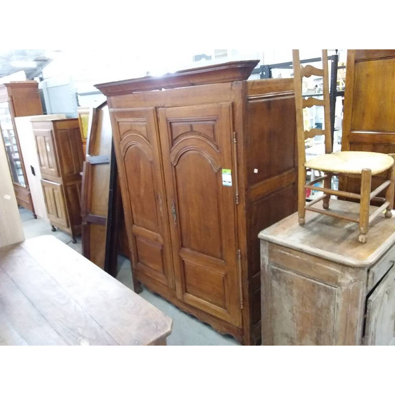 ARMOIRE ANCIENNE