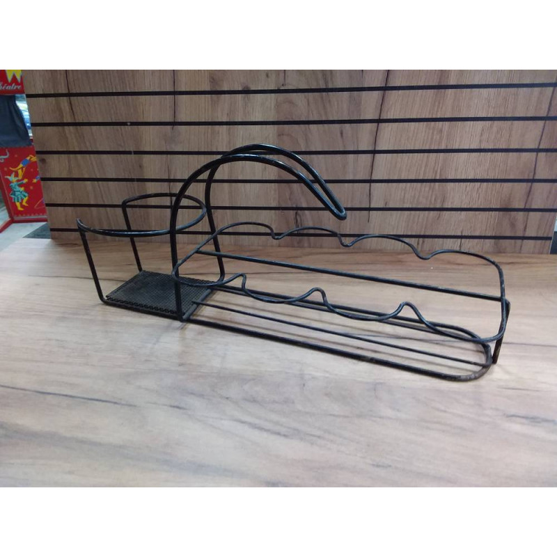 PORTE BOUTEILLE ET VERRES DE MATHIEU MATEGOT