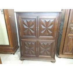 ARMOIRE BASSE