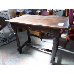 TABLE 1 TIROIR 2 TABLETTES