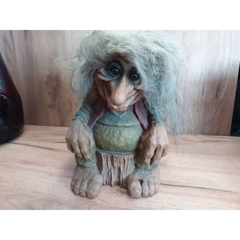 TROLL FEMME