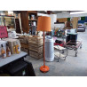 LAMPADAIRE ORANGE