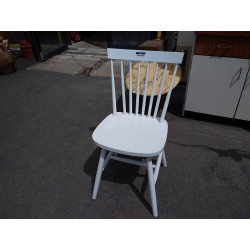 CHAISE BLANCHE