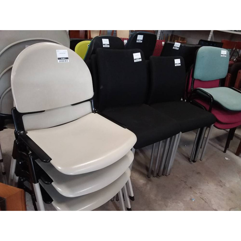 CHAISE EMPILABLE