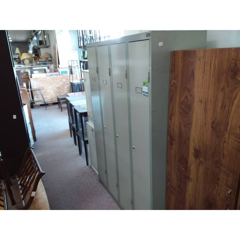 VESTIAIRE 4 PORTES METAL