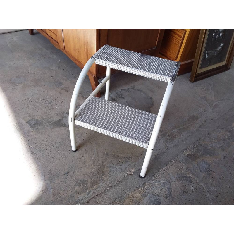MARCHE PIEDS METAL